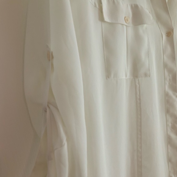 High low button down - Picture 2 of 3